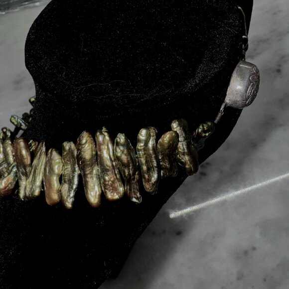 Green Fresh Water Pearl Necklace and Earring Set - Picture 3 of 12